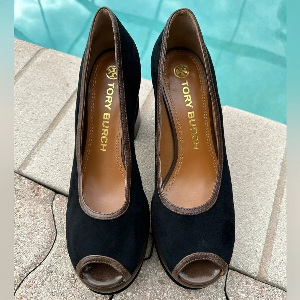 Tory Burch 70s Peep-Toe Leather & Suede Platform Pumps Women’s Size 8.5